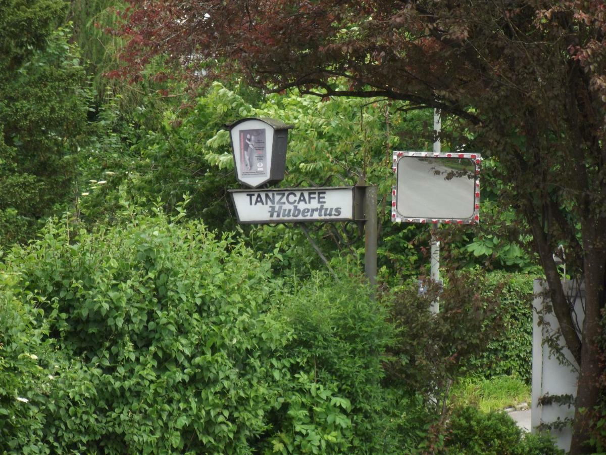 Gaestehaus Hubertus Bad Aibling Exterior foto